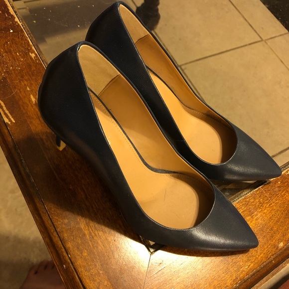 Calvin Klein Shoes - Calvin Klein Navy Gayle Pumps size 6.5